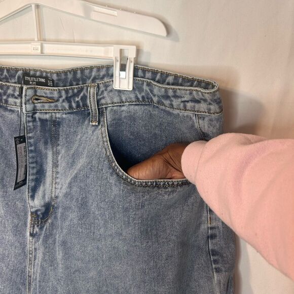 PrettyLittleThing Plus Light Blue Wash Distressed Longline Denim Shorts Size 20 - Picture 8 of 16